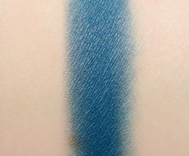 <p class="text-center">Makeup by Mario Party Glam #4 Matte Eyeshadow</p>