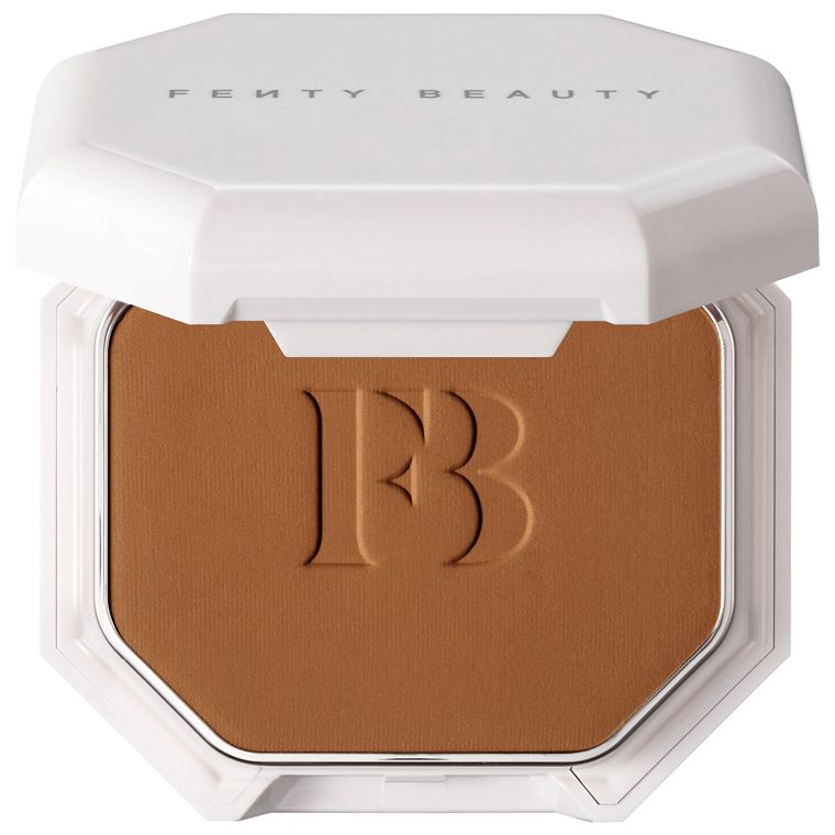 Fenty Beauty 400 Pro Filt'r Soft Matte Powder Foundation