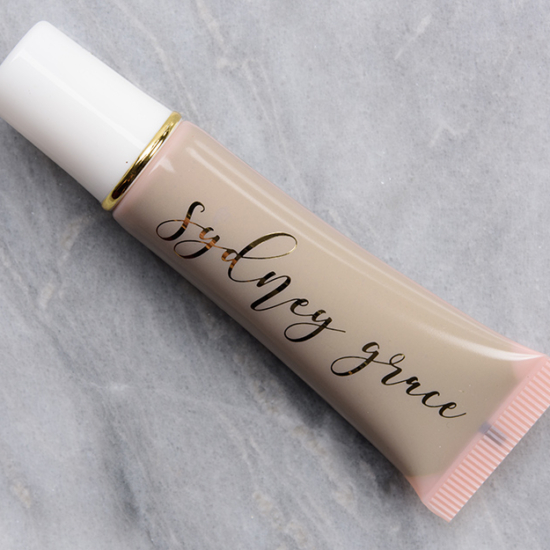 Sydney Grace Cream Shadow (2020) Lake Days