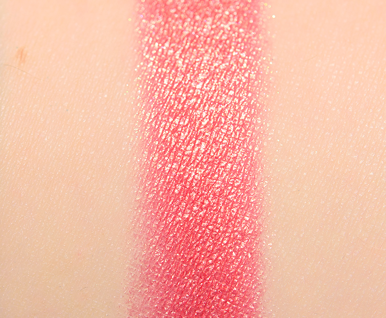 <p class="text-center">Terra Moons Bailar Shimmer Eyeshadow</p>