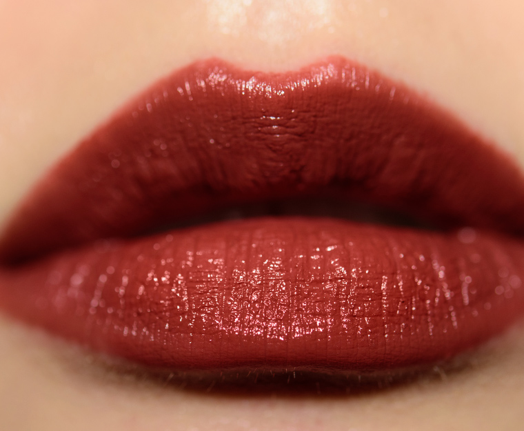 <p class="text-center">YSL Shoreditch Walk (144) Rouge Pur Couture SPF15 Lipstick</p>