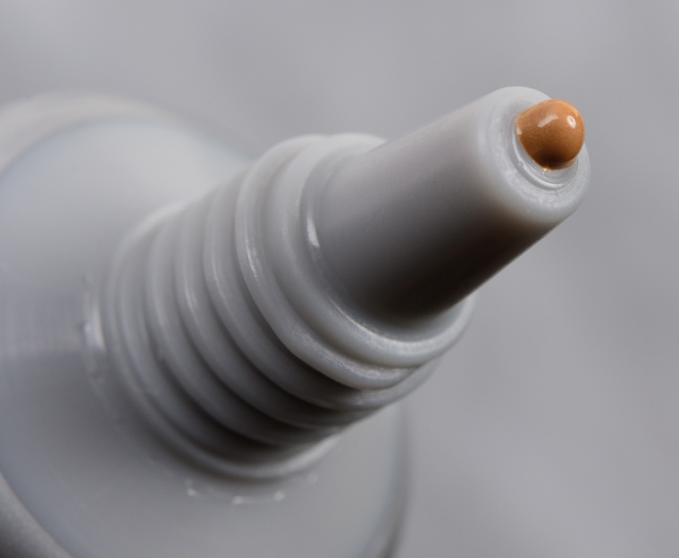 Becca Light Year (4) Light Shifter Dewing Tint