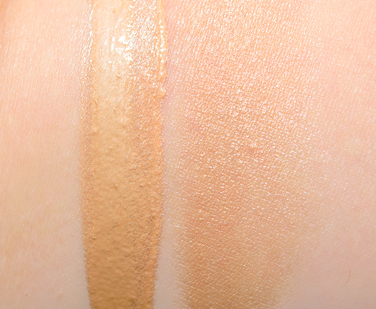 <p class="text-center">Becca Moondance (3) Light Shifter Dewing Tint</p>