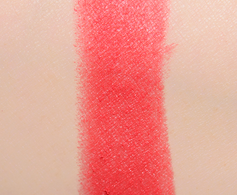 <p class="text-center">Chanel Eclosion (134) Rouge Allure Velvet Extreme</p>