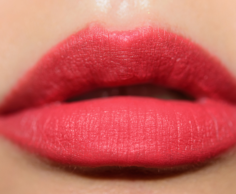 <p class="text-center">Chanel Eclosion (134) Rouge Allure Velvet Extreme</p>