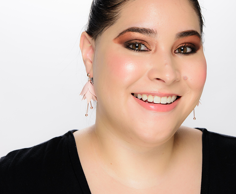 Chanel Fleurs de Printemps (Highlighter) Illuminating Blush