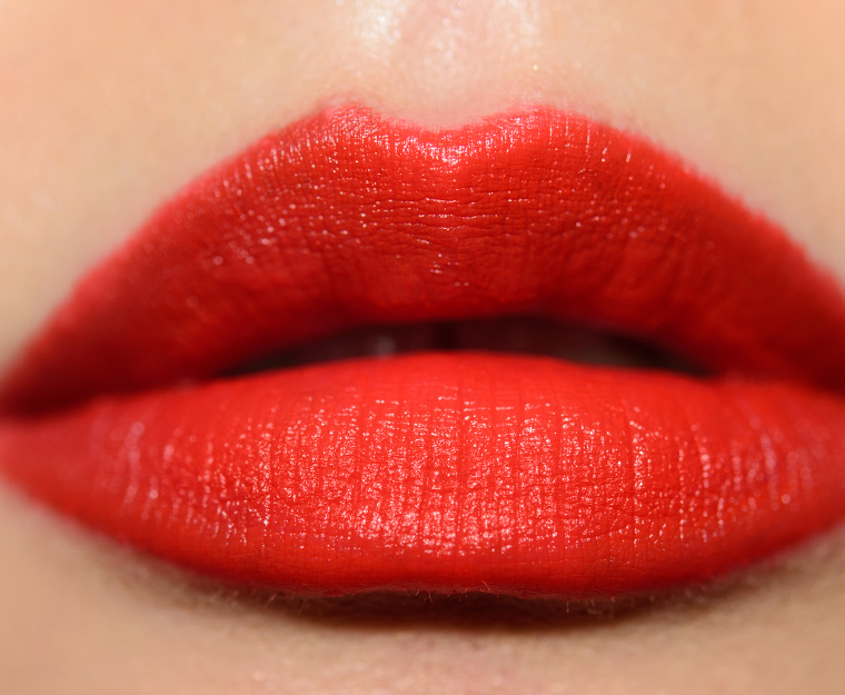 <p class="text-center">Chanel Rouge Feu (57) Rouge Allure Velvet</p>