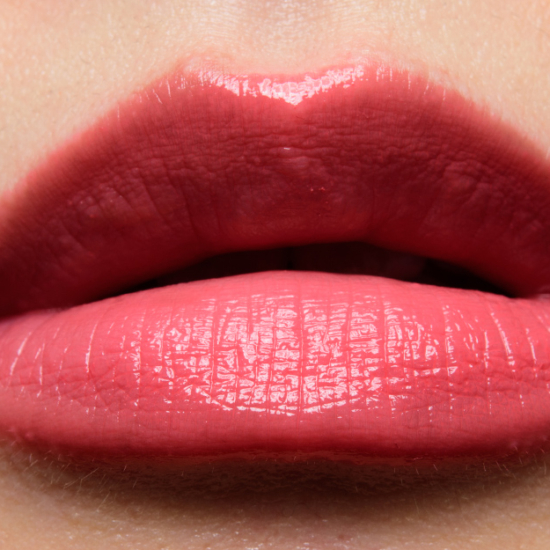 estee color illuminating shine 919 fantastical lipstick