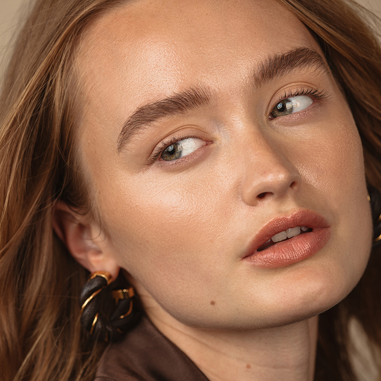 AURIC Cosmetics by Samantha Ravndahl Launches January 2021