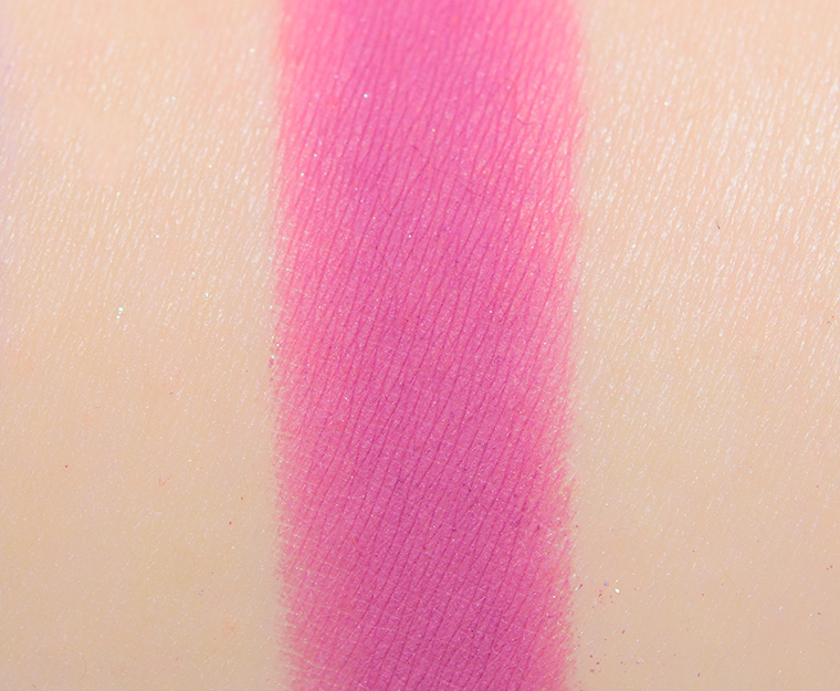 <p class="text-center">Terra Moons Orchid Matte Eyeshadow</p>