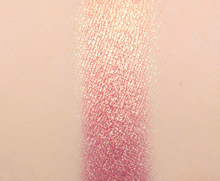 <p class="text-center">Terra Moons Wicked Rose Shimmer Eyeshadow</p>