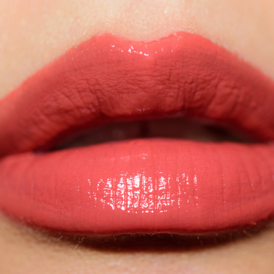 Charlotte Tilbury Hyaluronic Happikiss Colour Balm Happipetal
