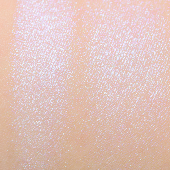 Clionadh Breaker Powder Highlighter
