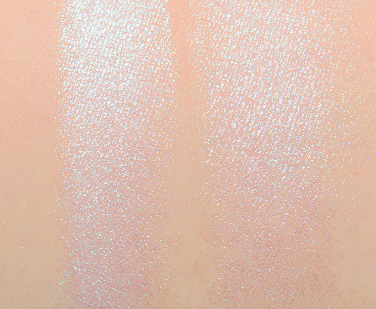 <p class="text-center">Clionadh Current Powder Highlighter</p>