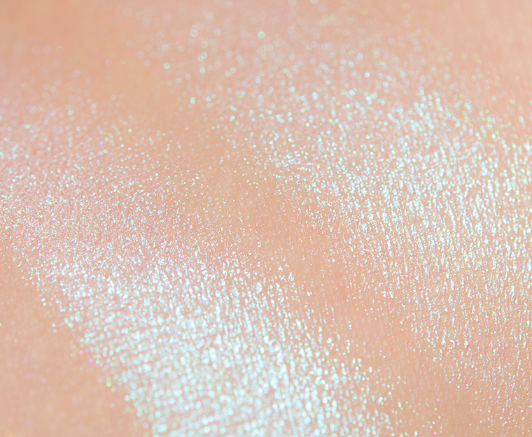Clionadh Current Powder Highlighter