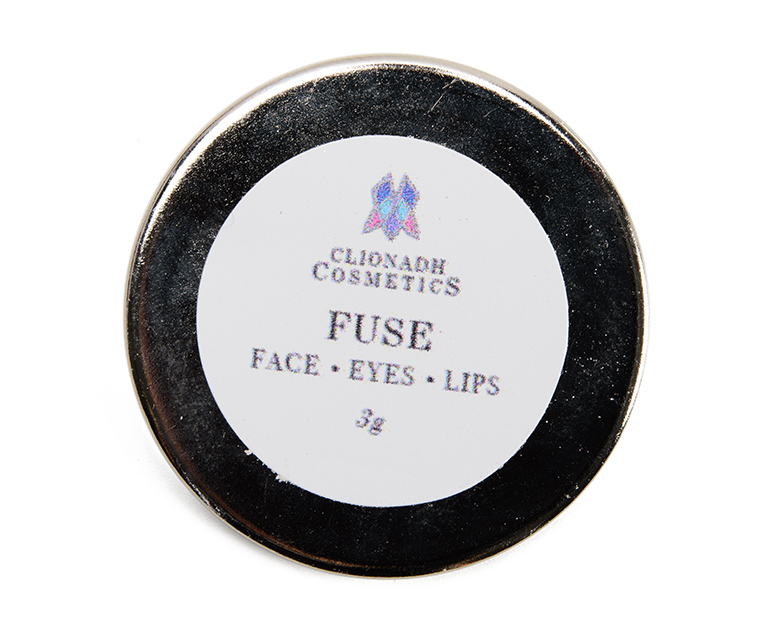 Clionadh Fuse Powder Highlighter