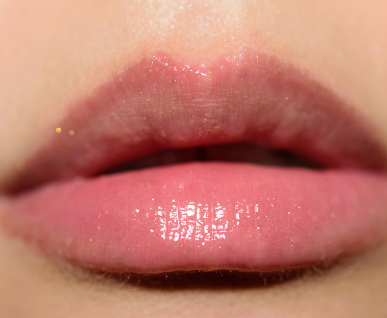 <p class="text-center">ColourPop Eclectic Lux Gloss</p>