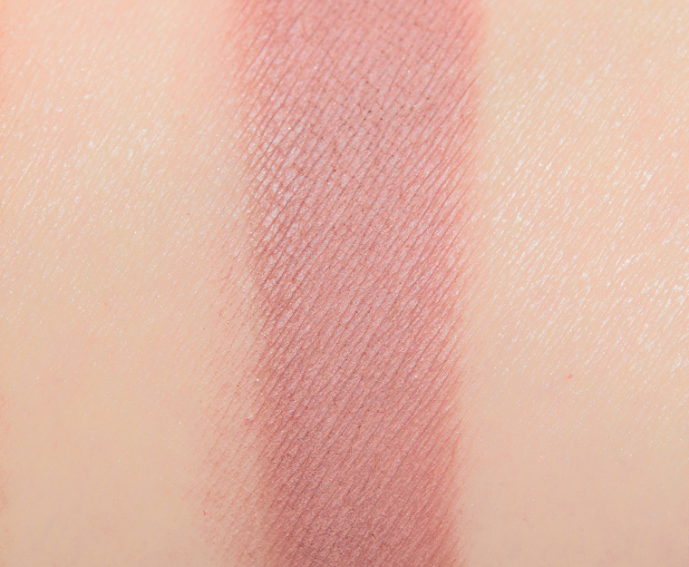 <p class="text-center">ColourPop On the List Pressed Powder Shadow</p>