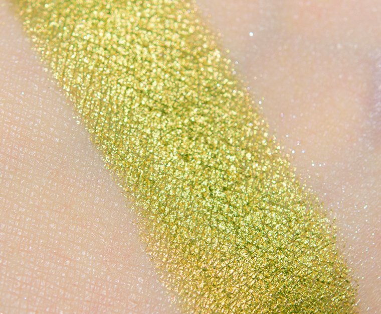 Give Me Glow Garnish Foiled Pressed Shadow