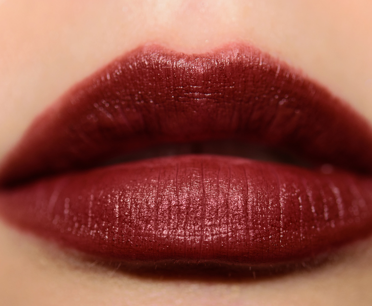 <p class="text-center">MAC Turn to the Left Powder Kiss Lipstick</p>