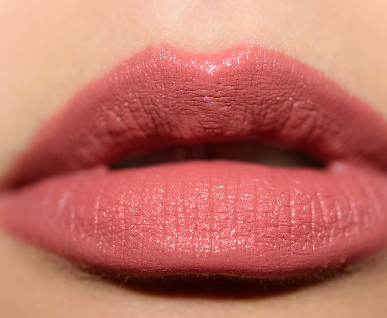 <p class="text-center">Make Up For Ever Gutsy Blush (106) Rouge Artist Lipstick (2020)</p>