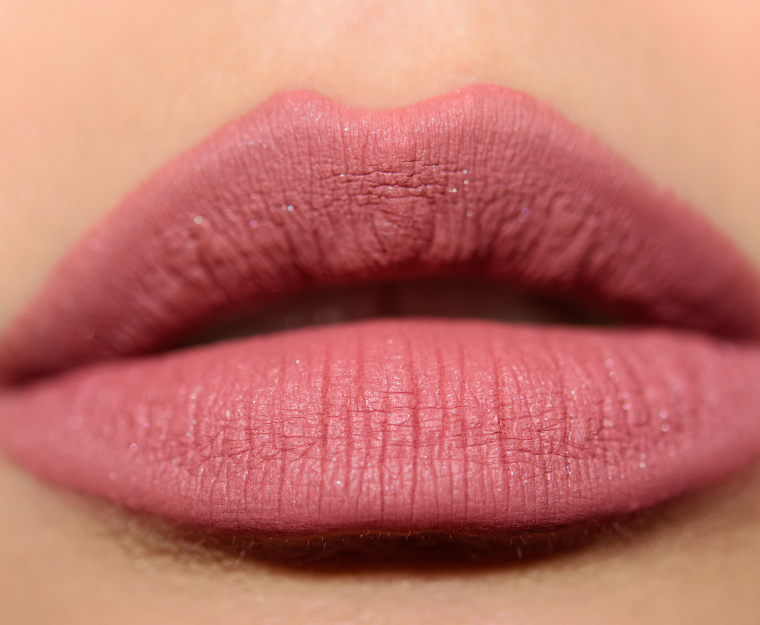 <p class="text-center">Pat McGrath Divine Nude LiquiLUST Matte Lipstick</p>