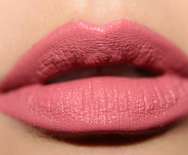 <p class="text-center">Pat McGrath Divine Rose MatteTrance Lipstick</p>
