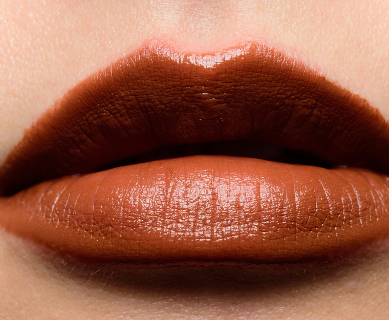 Propa Beauty Focused Luminous Satin Lipstick