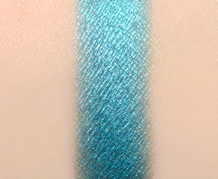 <p class="text-center">Urban Decay Float 24/7 Eyeshadow</p>