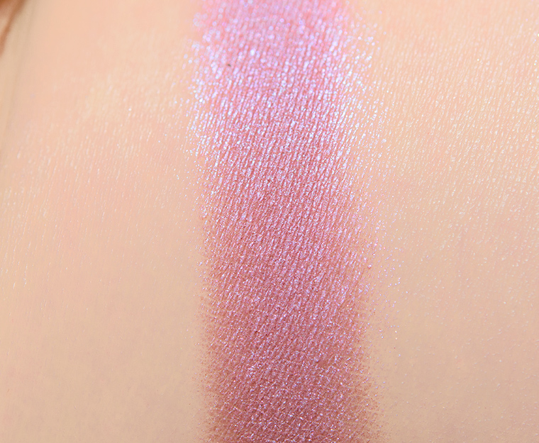 <p class="text-center">Urban Decay Free Bird 24/7 Eyeshadow</p>