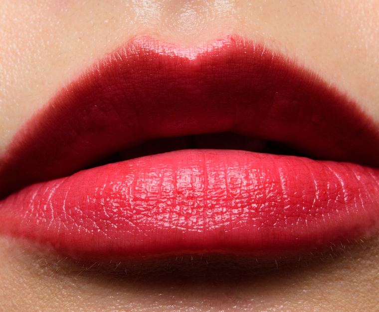 Guerlain Cherry Kiss (739) KissKiss Shine Bloom Lipstick Balm