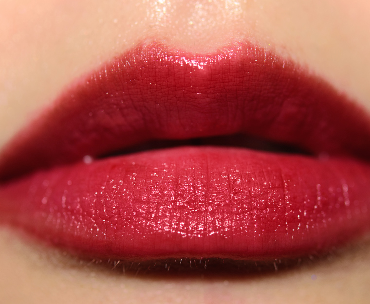 Guerlain Kiss To Say (521) KissKiss Shine Bloom Lipstick Balm