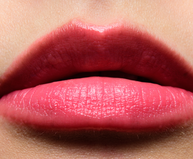 Guerlain Love Bloom (520) KissKiss Shine Bloom Lipstick Balm