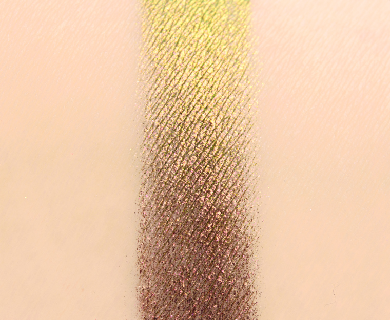 <p class="text-center">Lethal Cosmetics Entropy Glitch Liquid Eyeshadow</p>