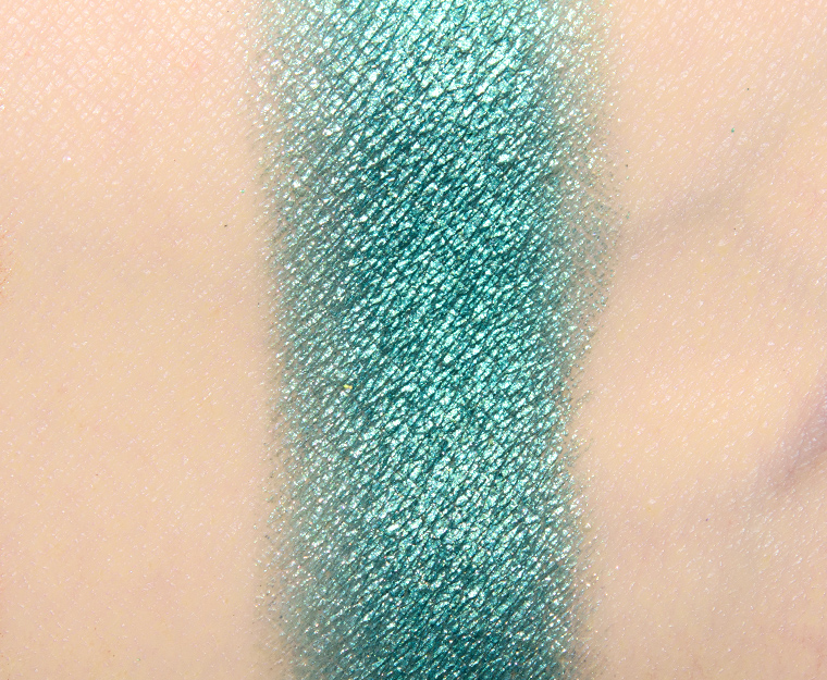 Give Me Glow Aqua Girl Foiled Pressed Shadow