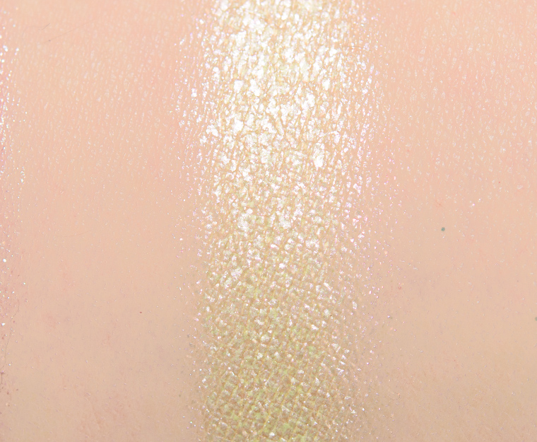 <p class="text-center">Lethal Cosmetics Inhabit Pressed Powder Shadow</p>