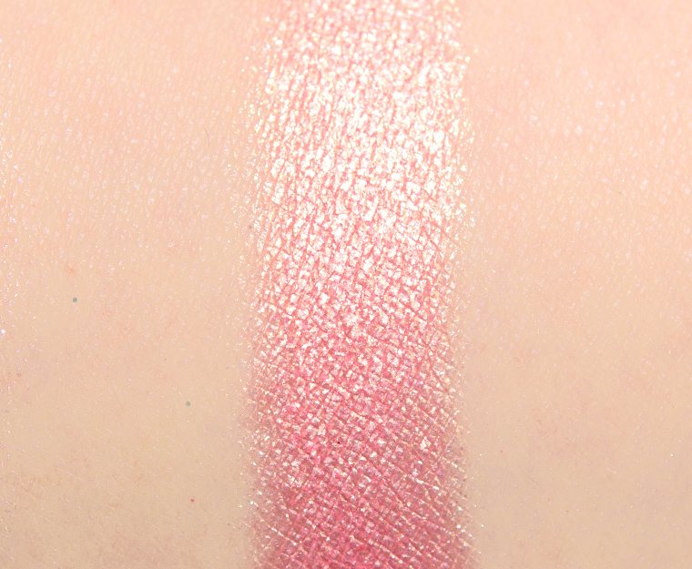 <p class="text-center">Lethal Cosmetics Kindred Pressed Powder Shadow</p>
