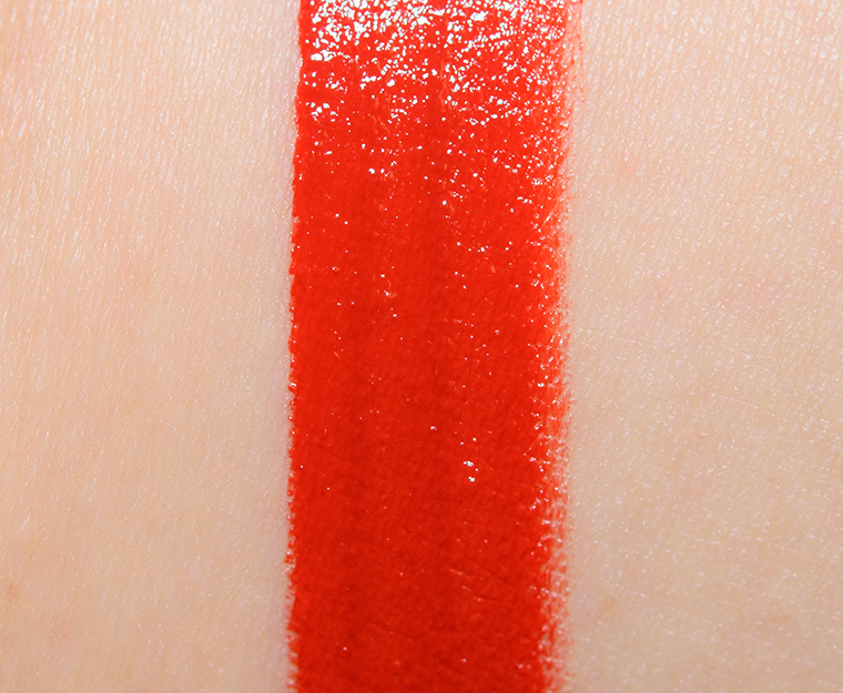 <p class="text-center">MAC Deify Me Love Me Liquid Lipcolour</p>