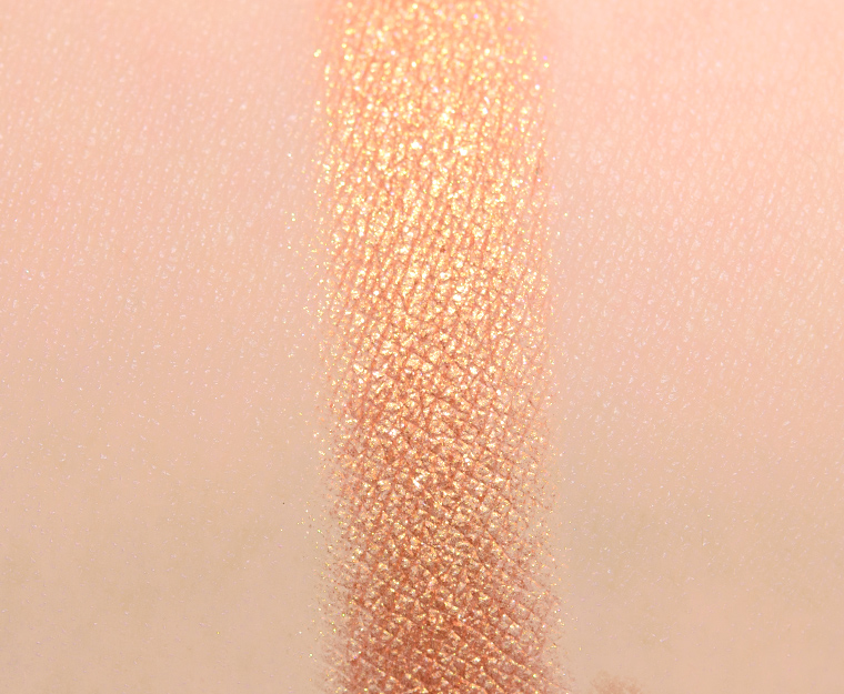 <p class="text-center">Natasha Denona Luster (375M) Metallic Eye Shadow</p>