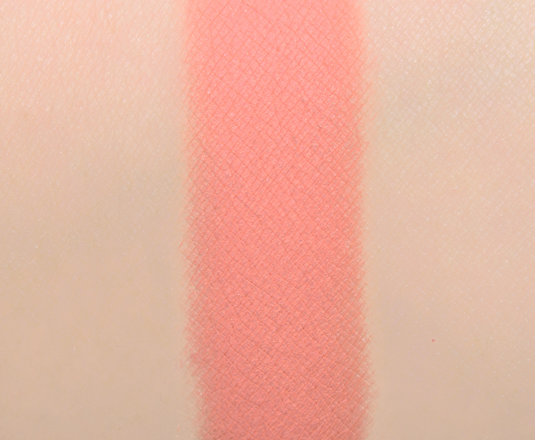 <p class="text-center">Natasha Denona Relief (381CM) Creamy Matte Eye Shadow</p>