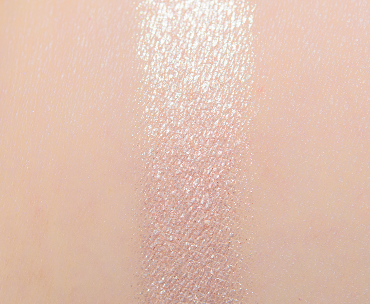 <p class="text-center">Pat McGrath Moonlight Liaison EYEdols Eyeshadow</p>