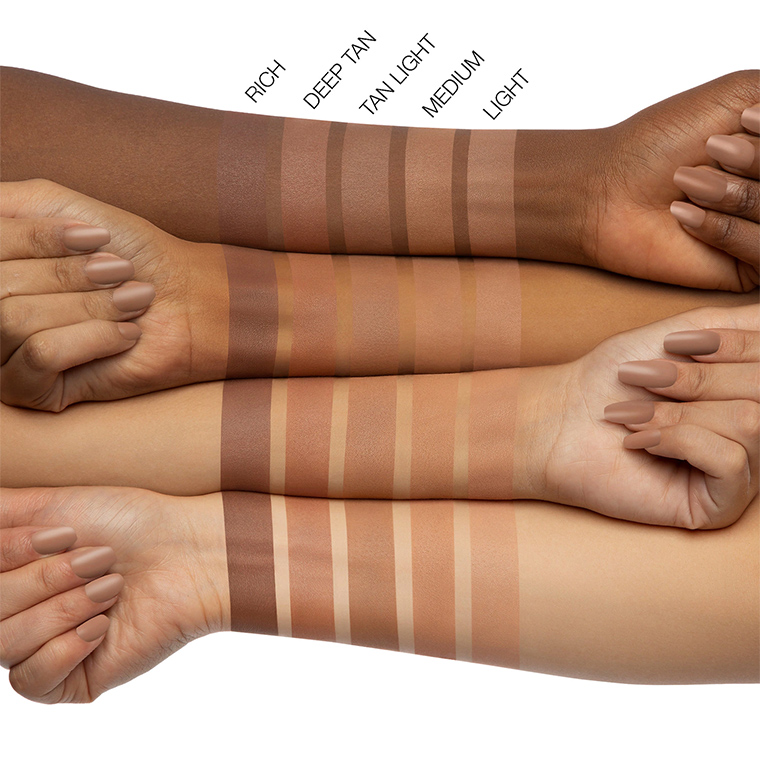 Huda Beauty GloWish Soft Radiance Bronzing Powder for Summer 2021