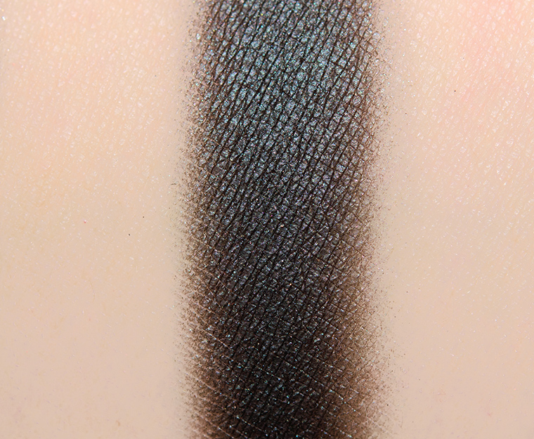 <p class="text-center">Urban Decay So Dark 24/7 Eyeshadow</p>