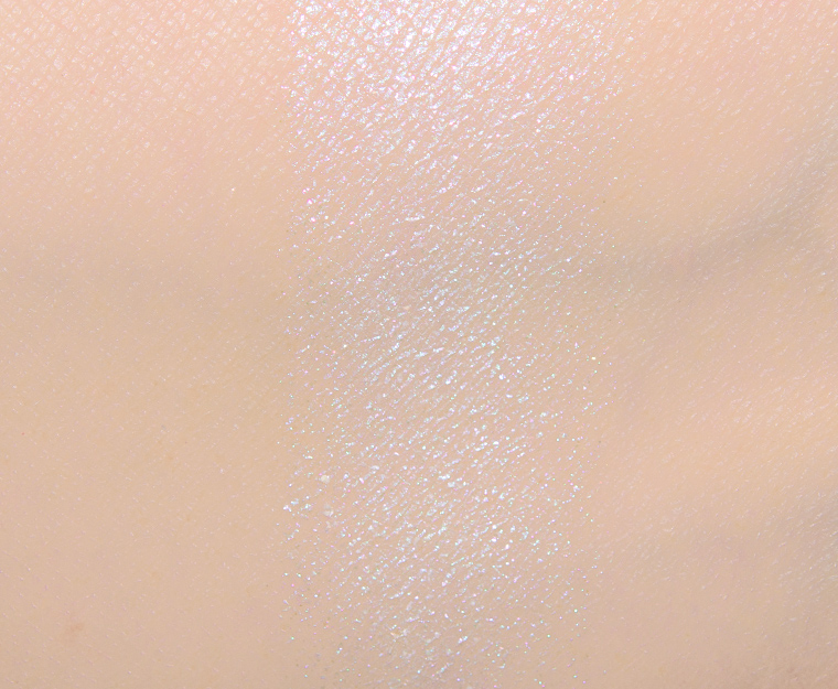 <p class="text-center">Urban Decay When Doves Cry 24/7 Eyeshadow</p>