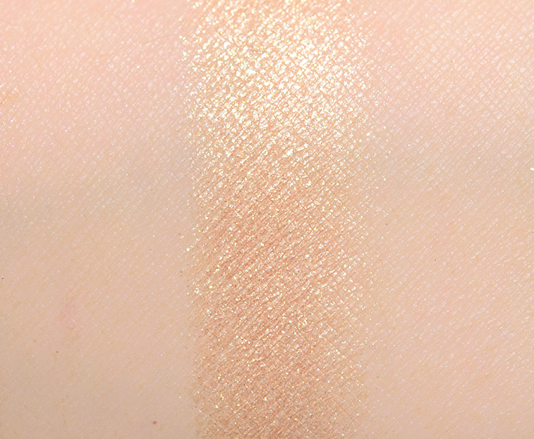 Chanel Intense #1 Les Beiges Healthy Glow Eyeshadow