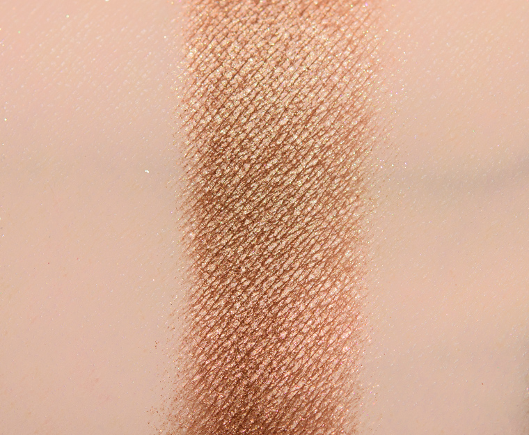 Chanel Intense #2 Les Beiges Healthy Glow Eyeshadow