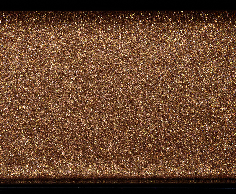 Chanel Intense #4 Les Beiges Healthy Glow Eyeshadow