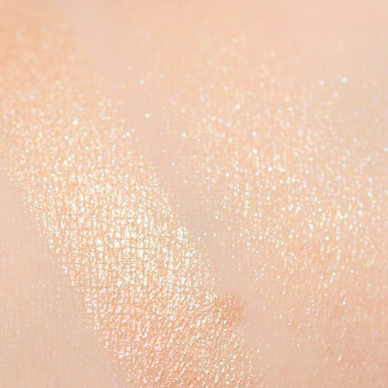 Makeup by Mario Golden Soft Glow Highlighter Review & Swatches