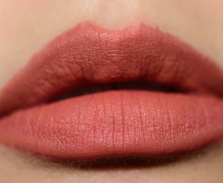 <p class="text-center">Bite Beauty Tamarind Power Move Hydrating Soft Matte Lipstick</p>