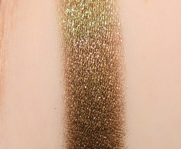 <p class="text-center">Clionadh Shani Shimmer Metallic Eyeshadow</p>